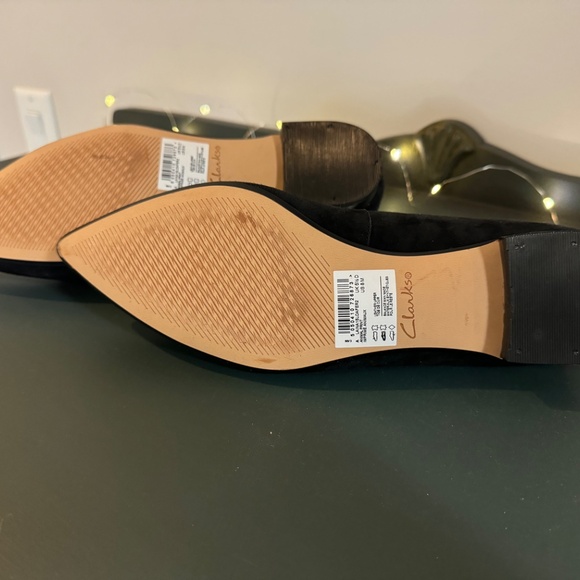 Clarks Loafers - Picture 3 of 5